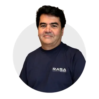 Pedro Encina, Encargado de Bodega de Rasa Motores
